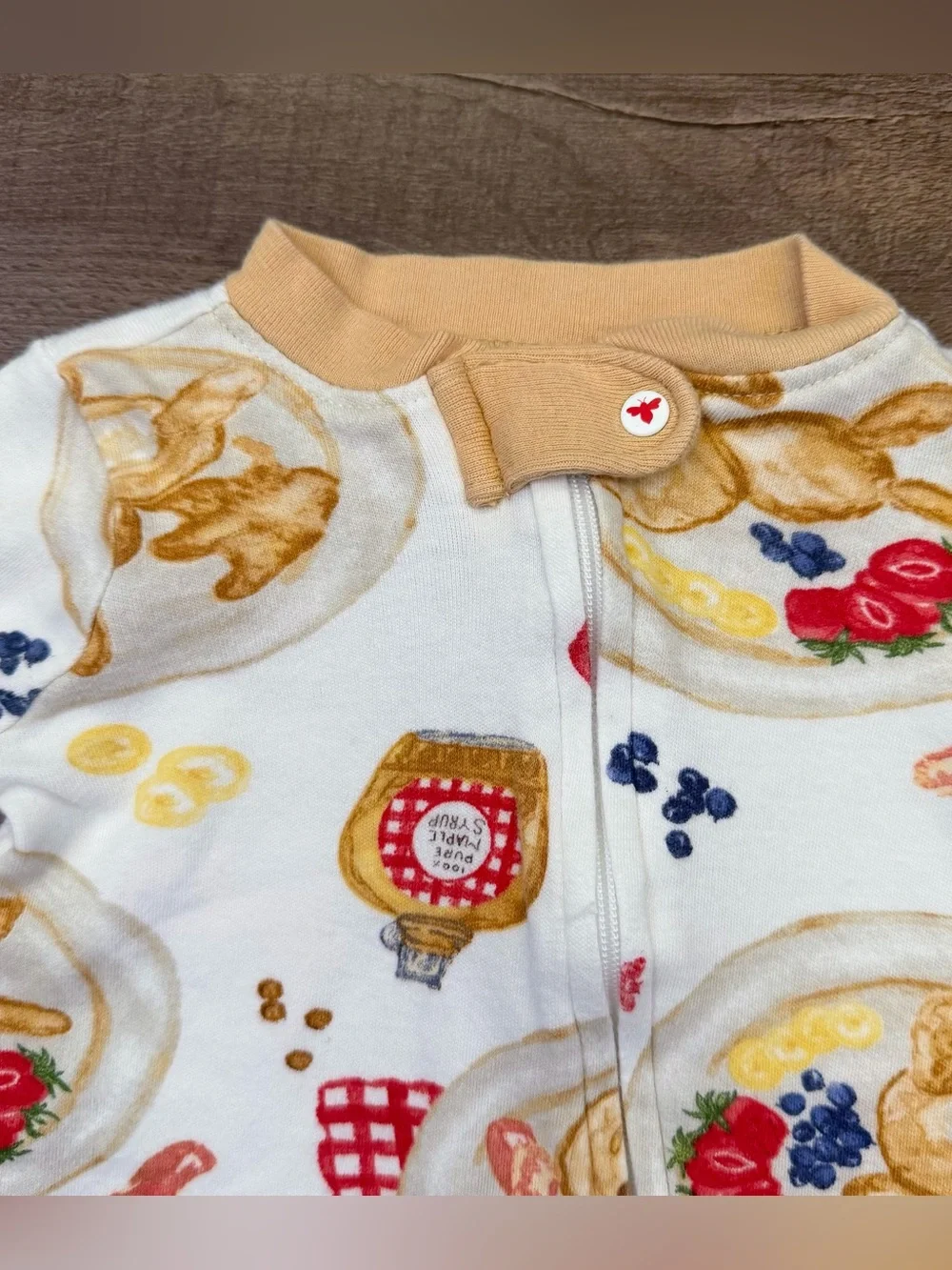 Burt's Bee Baby Pancake Breakfast Zip Front Footie PJs Size Newborn